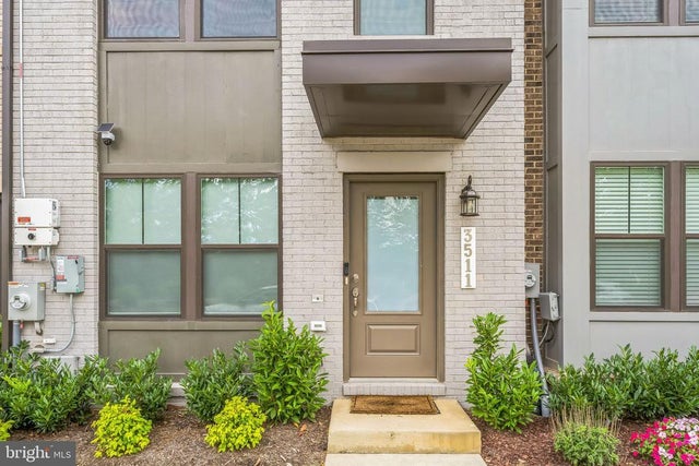 3511 Carnaby St, Hyattsville