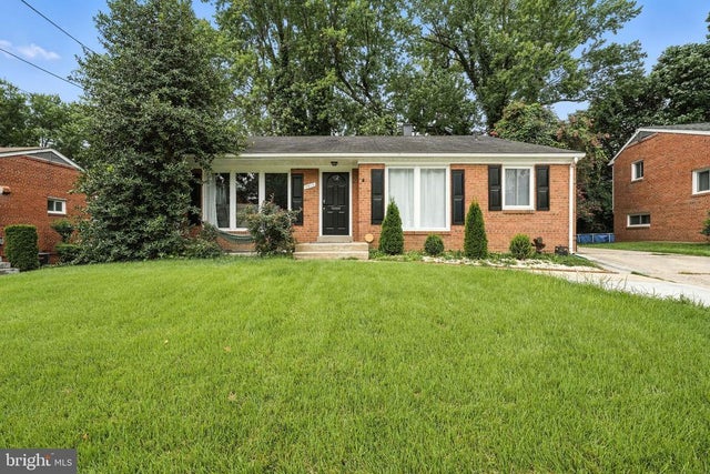 7415 Dominion Dr, Oxon Hill