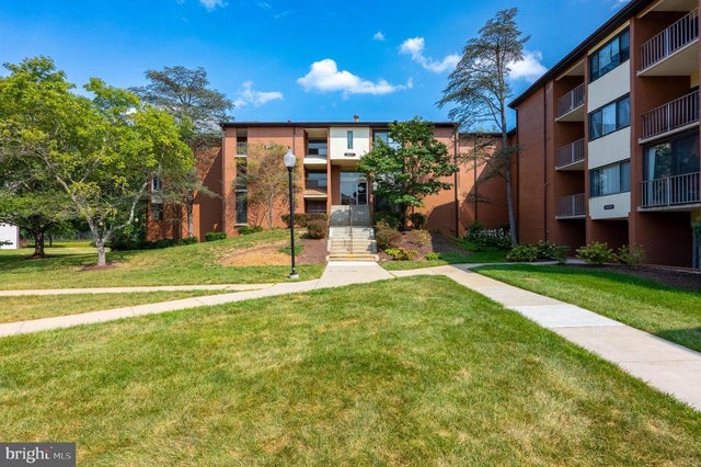 8007 Mandan Rd #615, Greenbelt