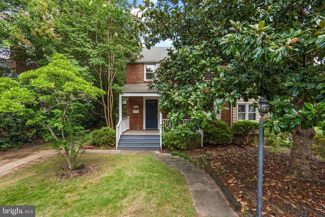 6501 41st Ave, University Park