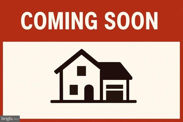 819 Balsamtree Dr, Capitol Heights