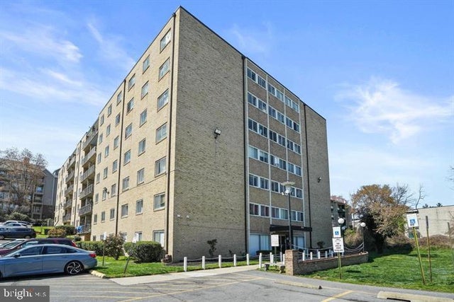 9250 Edwards Way #414-b, Hyattsville