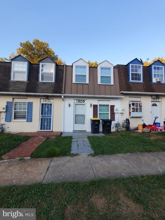 1909 Dutch Village Dr ##i-234, Hyattsville
