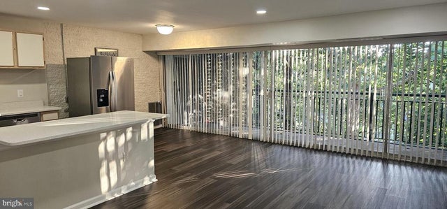 1802 Metzerott Rd #503, Hyattsville