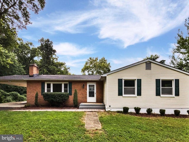 1715 Calais Ct, Oxon Hill