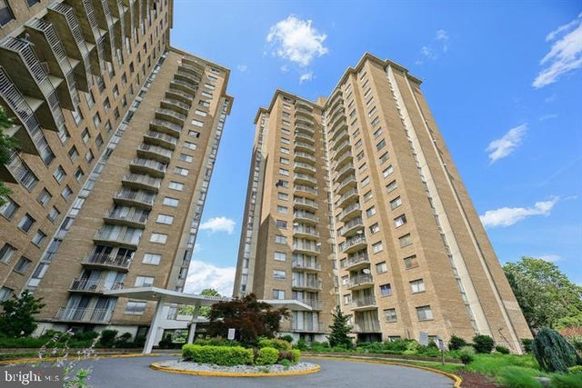 1836 Metzerott Rd #106, Hyattsville