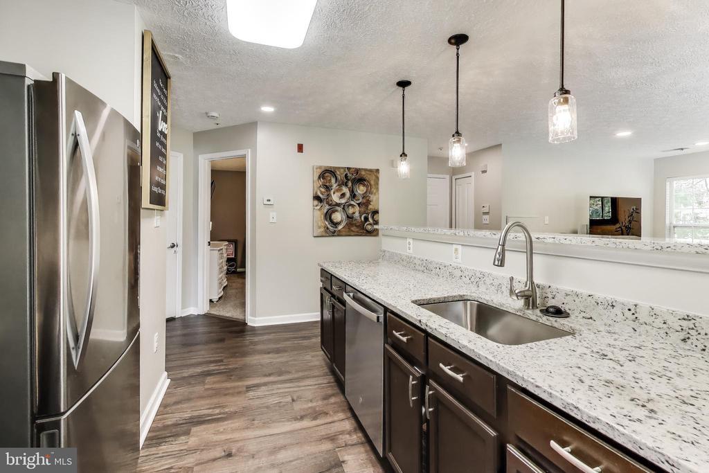 15602 Everglade Ln #2-203, BOWIE