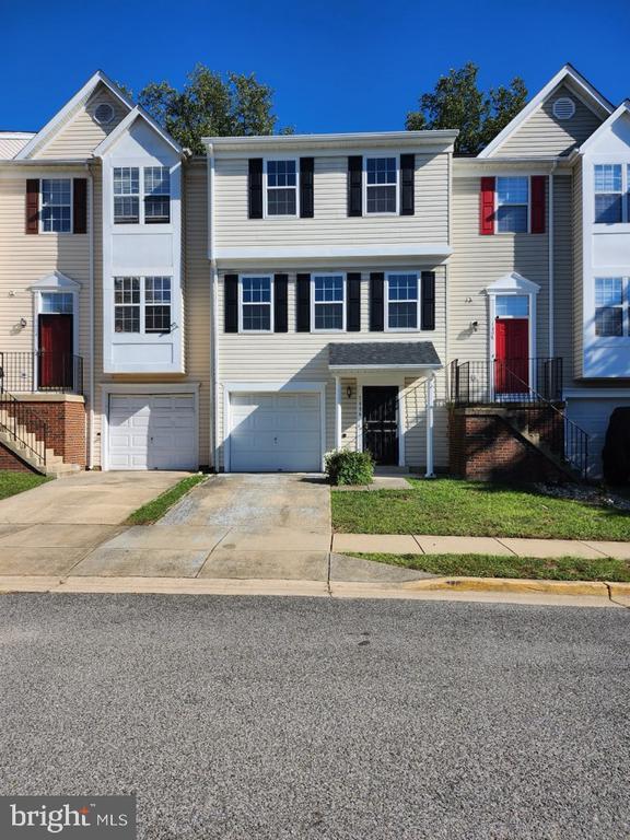 1606 Deep Gorge Ct, Oxon Hill