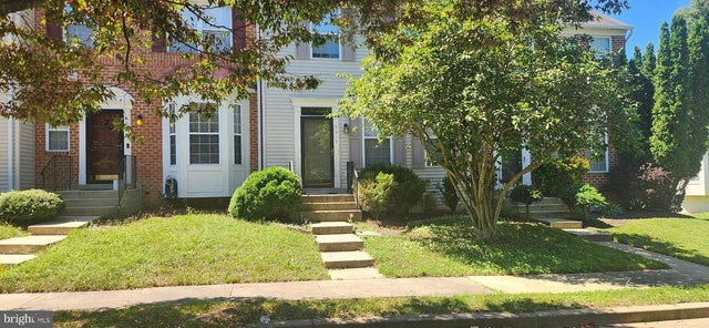 9613 Quiet Brook Ln, Clinton