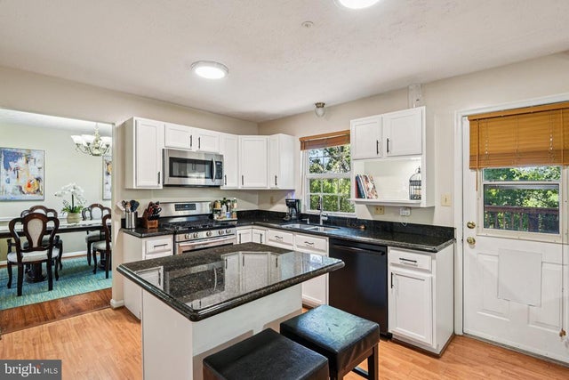 6917 Adel St, Capitol Heights