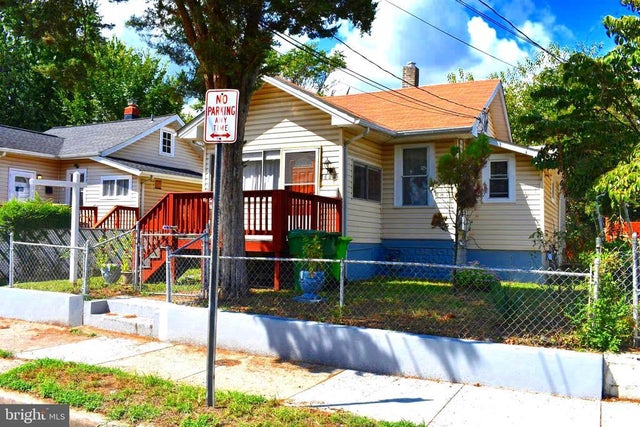 4318 Newton St, Brentwood