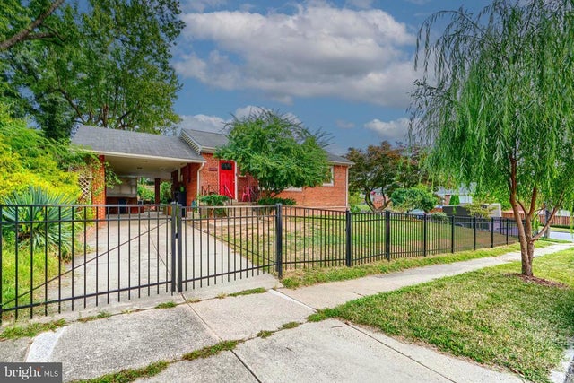 6716 Stockton Ln, Hyattsville