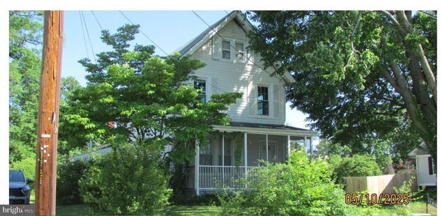 5126 Navahoe St, College Park