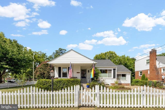 5600 36th Ave, Hyattsville