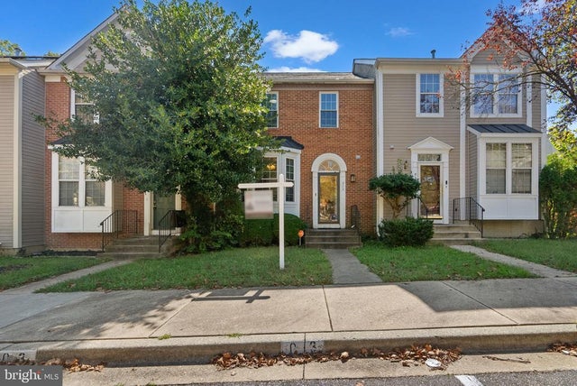 913 Westlake Dr, Bowie