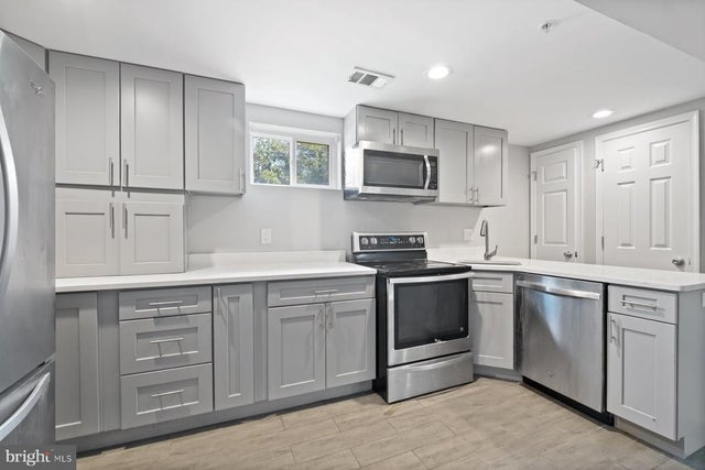 2215 Oak Glen Way, District Heights