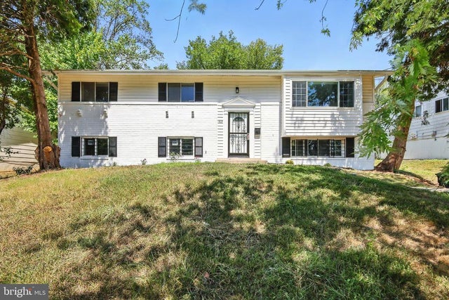 1808 Jarvis Ave, Oxon Hill