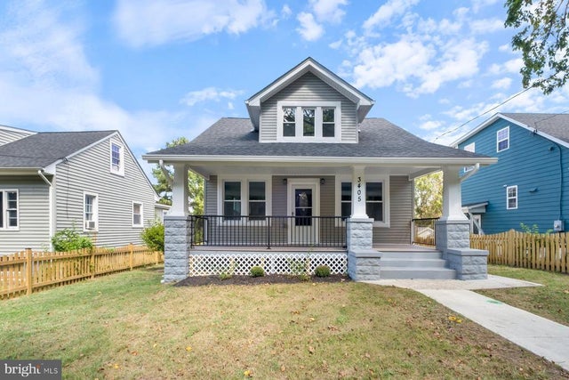 3405 Eastern Ave, Mount Rainier