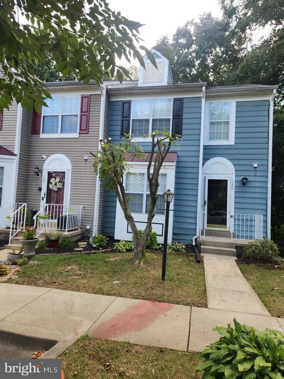 126 College Station Dr, Upper Marlboro