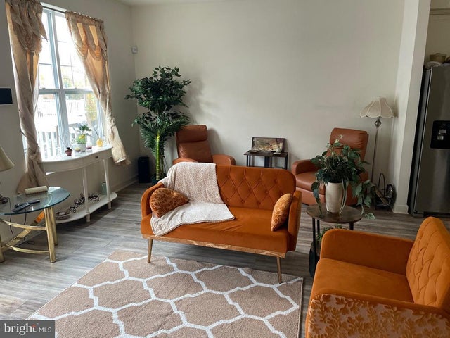 7210 Wood Trail Dr, Lanham