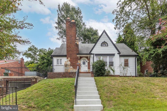 2206 Cheverly Ave, Cheverly