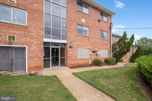 7512 Hawthorne St #2, Hyattsville
