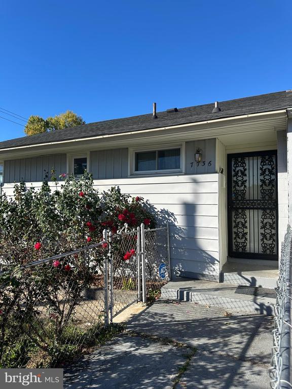 7736 Oxman Rd, Landover