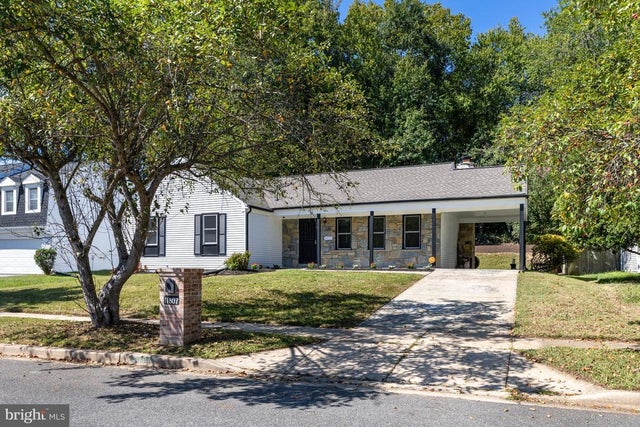 11607 Olympic Dr, Fort Washington