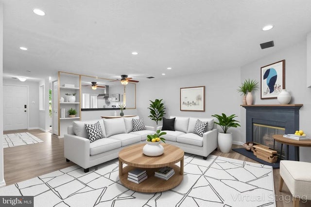 8729 Ritchboro Rd, District Heights