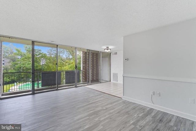 1822 Metzerott Rd #104, Hyattsville