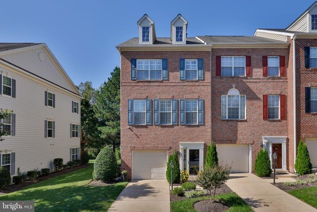 12816 Gladys Retreat Cir #49, Bowie