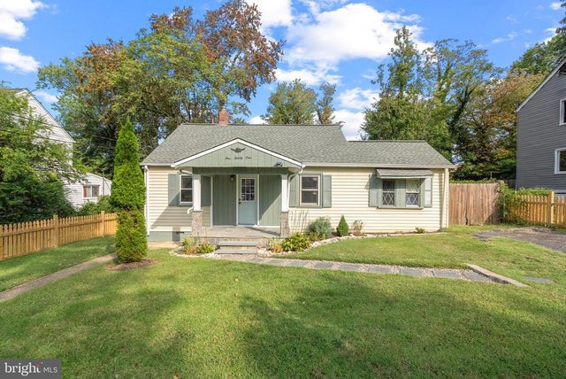 121 N Huron Dr, Oxon Hill