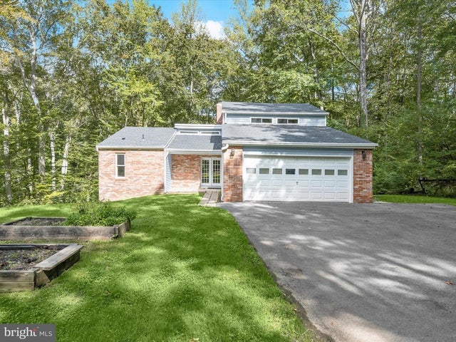 16506 Sylvan Dr, Bowie