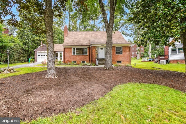 7003 Wells Pkwy, Hyattsville