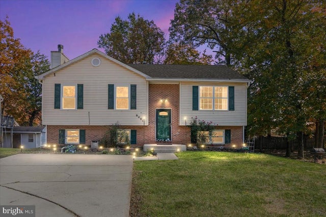 6401 Seta Dr, Lanham