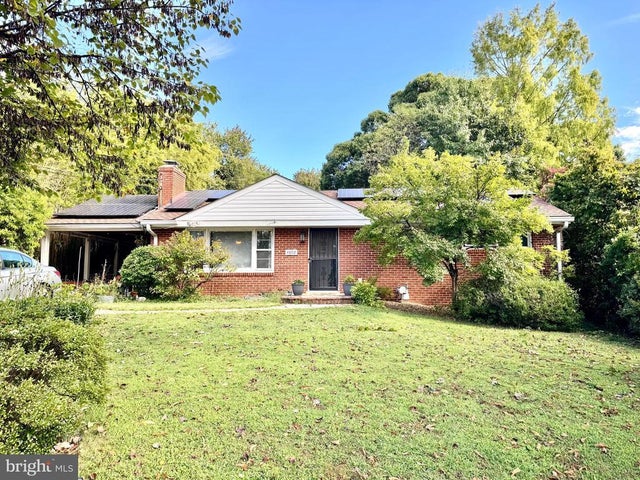 4802 Howard Ave, Beltsville