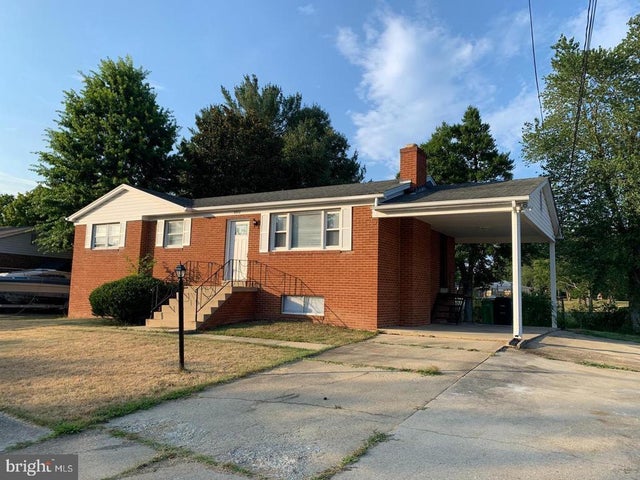 9910 Glen Way, Fort Washington