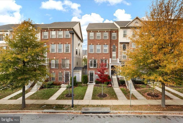 2633 Campus Way N, Lanham