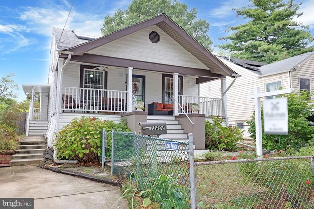 3808 40th Ave, Brentwood