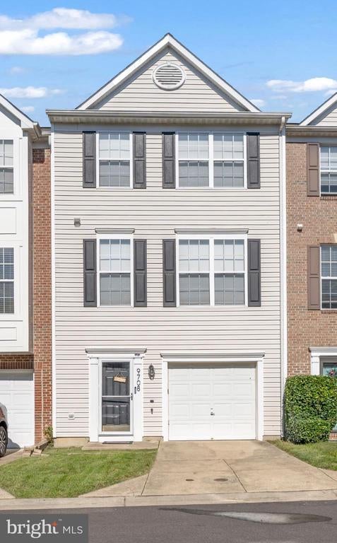 9708 Woodyard Cir, Upper Marlboro