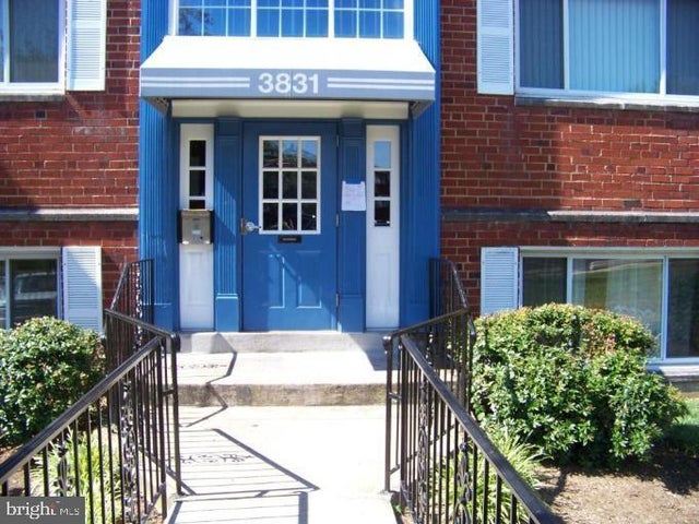 3831 Hamilton St #f-102, Hyattsville