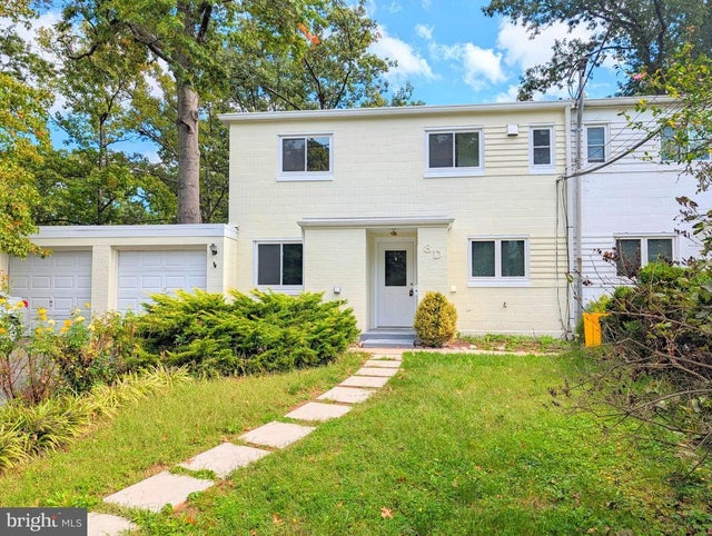 8-d Hillside Rd, Greenbelt