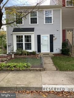 14953 London Ln, Bowie