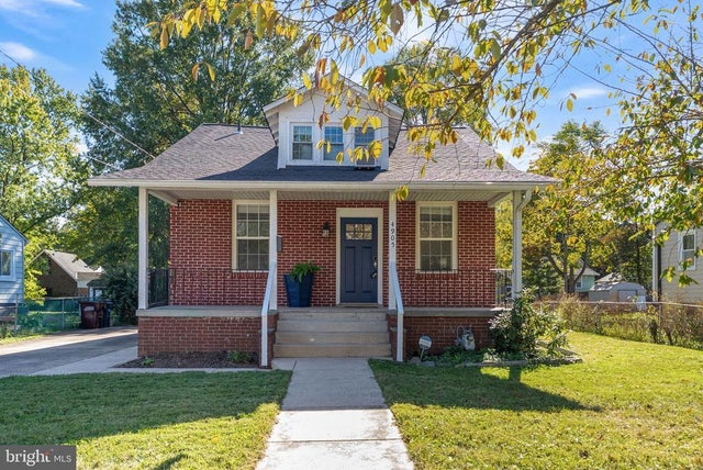 4905 Sheridan St, Riverdale