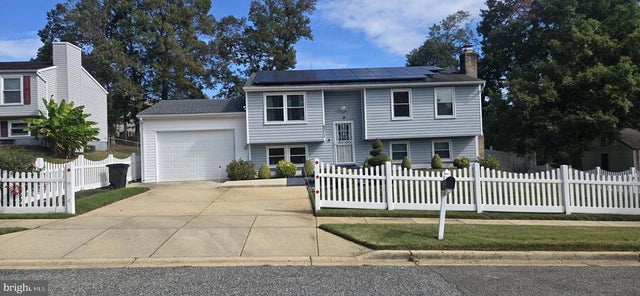 6311 Teaberry Way, Clinton