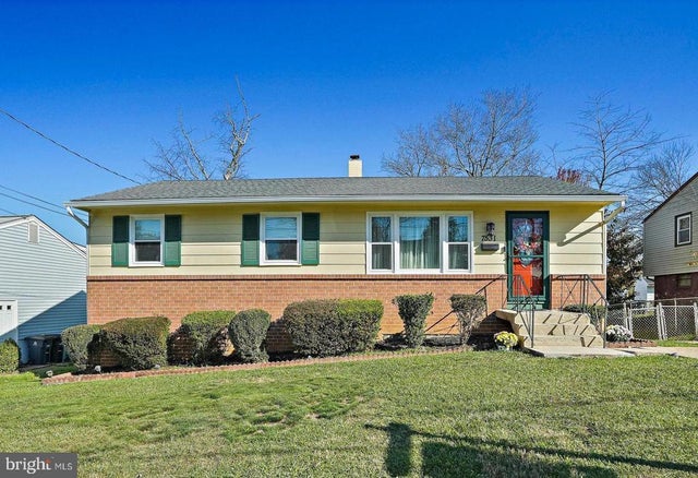 7531 Dover Ln, Lanham