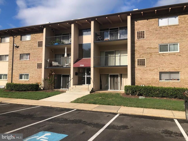 5500 Karen Elaine Dr #904, Hyattsville