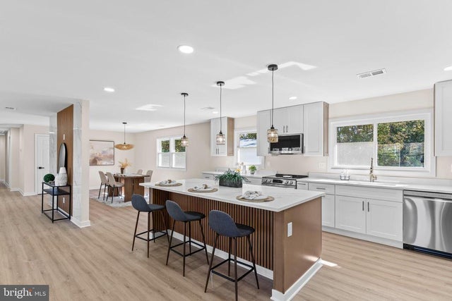 719 Manning Rd E, Accokeek