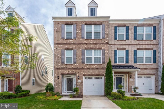 4820 Six Forks Dr, Upper Marlboro