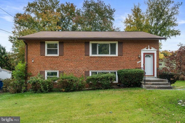 1804 Brewton Ct, District Heights